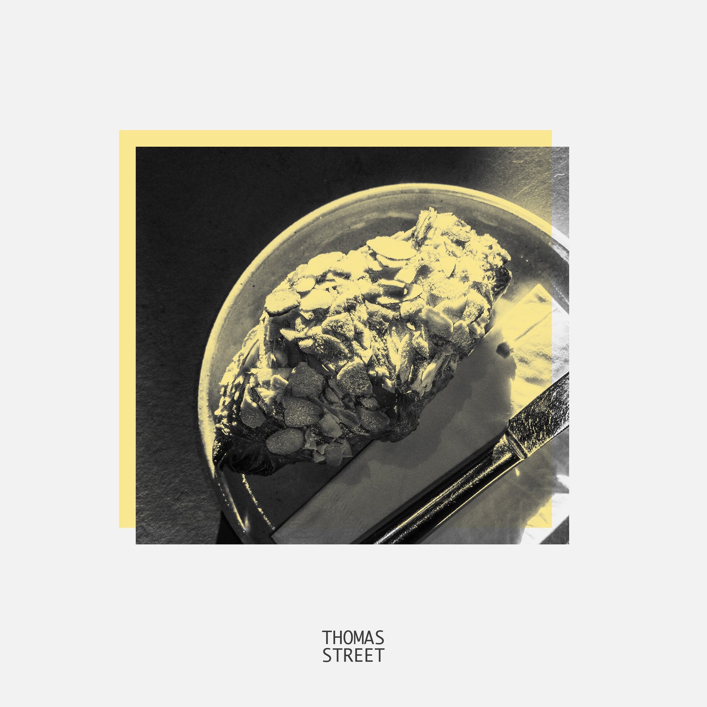 Almond Croissant Diffuser (No.29)